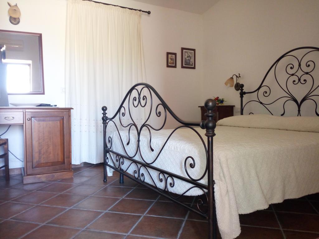 Turismo Rurale L'Agliuledda Villa Sant'Antonio di Gallura Dış mekan fotoğraf